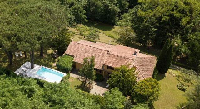 Вилла Villa La Bruscola by Mmega