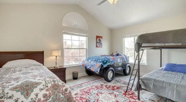 4 Mi to Downtown Reno: Family Retreat w/ Fireplace, Book Vacation Home Reno United States of America