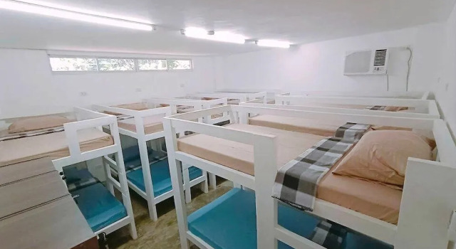 Tropical Vibes Inn Siargao, Забронировать Отель Отели в центре Генерала Луны, в центре, Парковка