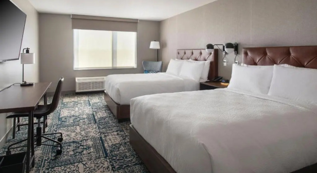 Четырёхместный номер Standard Four Points by Sheraton Albany