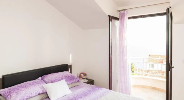 Апартаменты с 4 комнатами с видом на море Apartment Mia