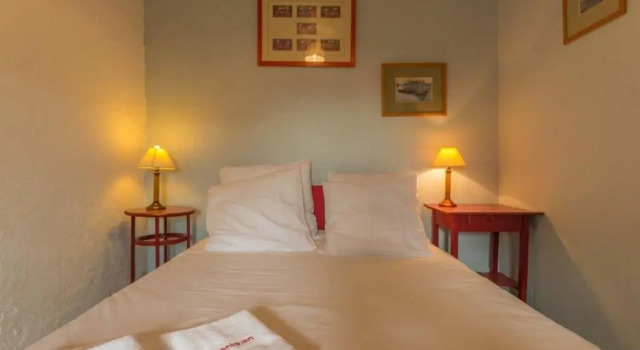 Charmante maison de paludier à Guérande, proche mer, jardin, tyrolienne, WIFI, Canal+, équipements bébé - FR-1-306-1102, Book Hotel Guérande Loire-Atlantique