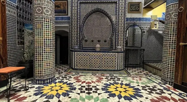 Riad Dar Fes source bleue luxury home