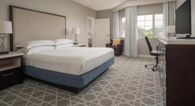 Полулюкс Hilton San Diego/Del Mar