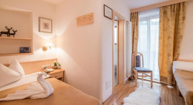 Номер Economy Hotel Serena