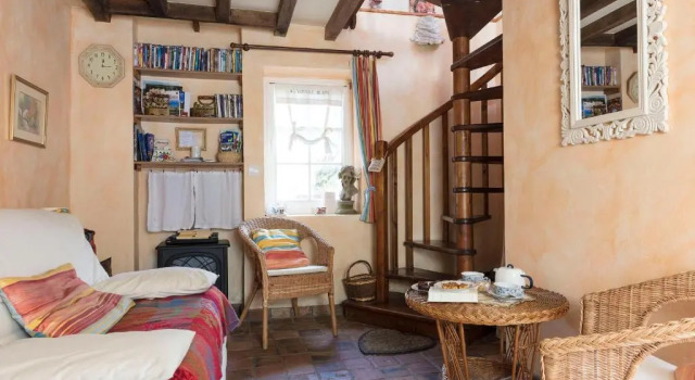 Maison dHotes à lOmbre Bleue, Book Hotel  