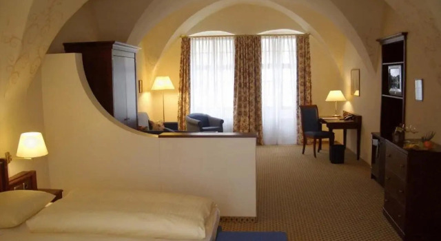 Двухместный люкс с видом на сад Romantik Hotel Tuchmacher