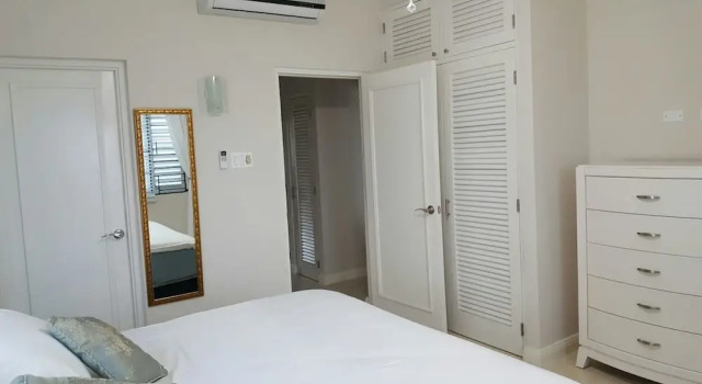 Fern Court Apartment With Oceanic View III, Rezervasyon Daire Plantation Village Jamaika
