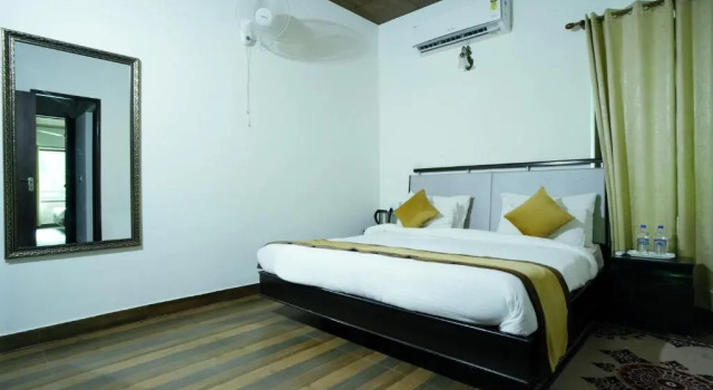 Вилла Pineland Resorts & Chalets Kasauli