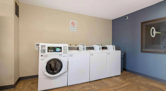 Extended Stay America Suites - Tulsa - Central, Prenota Hotel Tulsa Oklahoma