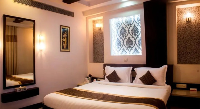 Hotel Royale Ambience, Забронировать Отель Отели штата Махараштры 3 звезды, 3*