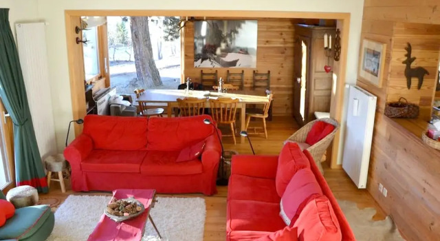 Chalet With 4 Bedrooms in Anzère, With Wonderful Mountain View, Furnis, Prenota Chalet Hotel a Canton Vallese con parcheggio, Parcheggio