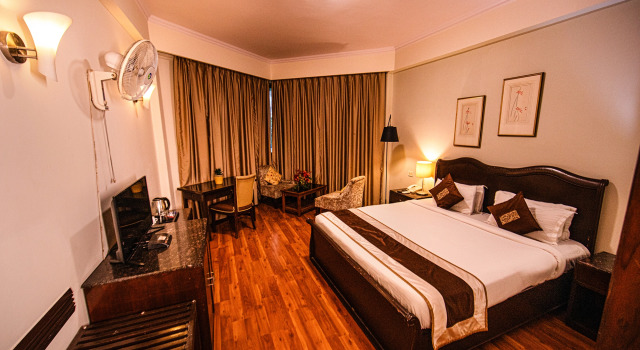 Номер Deluxe Fabhotel Prime Luxera