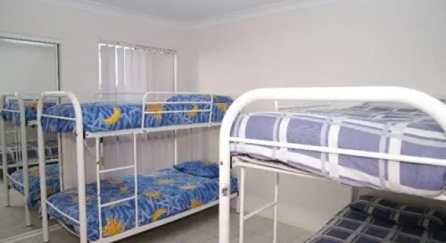 Dolphin Court 2, 1 Gowing Street