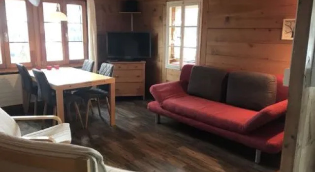 Chalet Sonnenheim, Varaa Mökki Huvilat kohteessa Bern, Villa