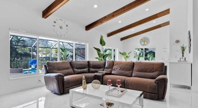 Deluxe 4BD Villa Paraiso W Heated Pool, Foglalás Villa Pembroke Pines Everglades National Park