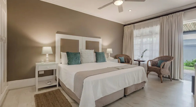 Двухместный номер Standard с видом на бассейн The Cottage Pie Guest House