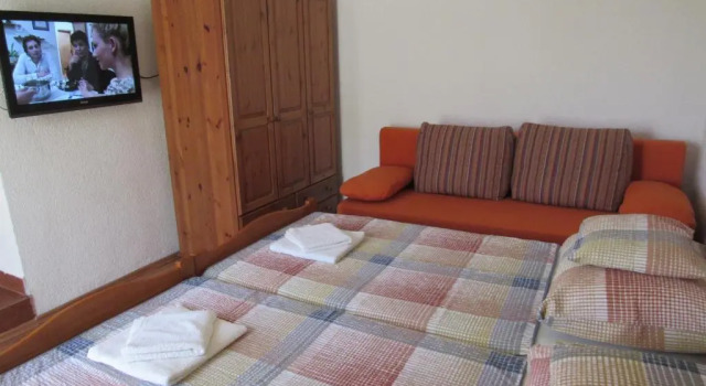 Studio Apartment Near the Beach, Prenota Appartamento Hotel a Croatian Islands con parcheggio, Parcheggio