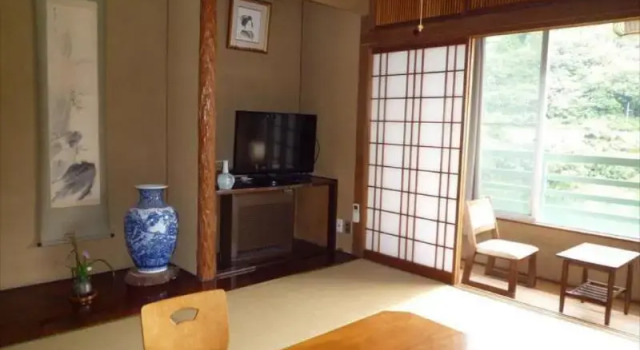 Hakuchi Onsen Konishi Ryokan, Забронировать Отель Отели Shikoku 3 звезды, 3*