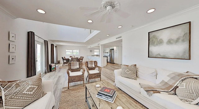 New Listing! The Beach House - Gulf-front Haven 4 Bedroom Home