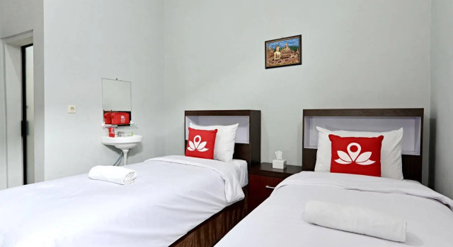 ZEN Rooms Godean, Book Hotel Godean Yogyakarta Province