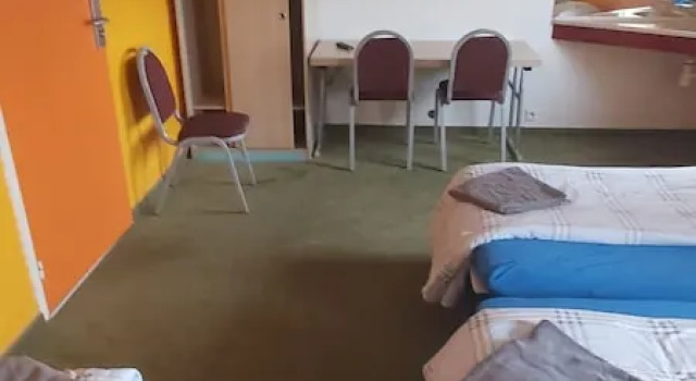 Четырёхместный номер Hotel Lyon Est