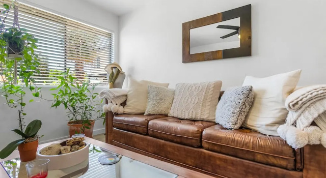 Citrus Blossom 1BR Condo with Pool, Забронировать Отель Финикс Phoenix Metropolitan Area, рядом с AMC Esplanade 14