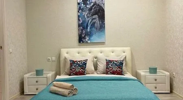 Apartments Live Here, district Entuziastov, bld. 8, Đặt Căn hộ Khách sạn ở Ural có chỗ đỗ xe, Bãi đậu xe