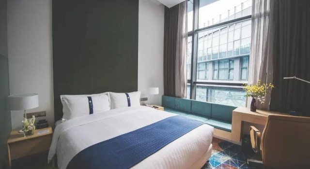 Двухместный номер Standard Holiday Inn Express Shanghai Songjiang Fangta by IHG