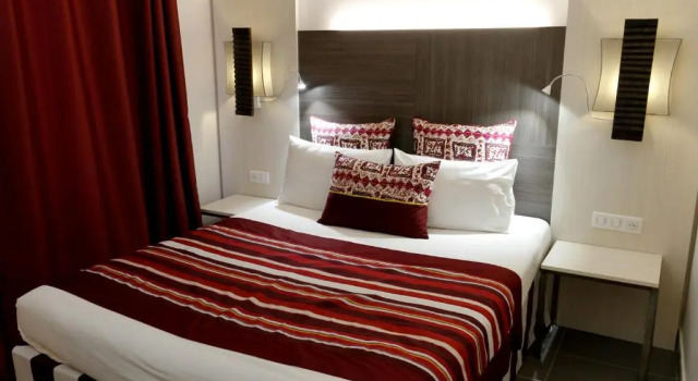 Полулюкс с видом на сад ONOMO Hotel Lomé