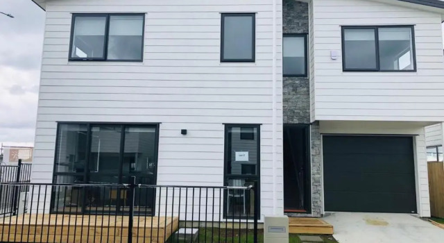 Вилла Standard Modern & Luxurious Home 2