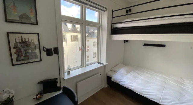 PSG 23 - Short Stay Apts by Living Suites, Book Apartment Hotels in Zealand with Parking, Parking