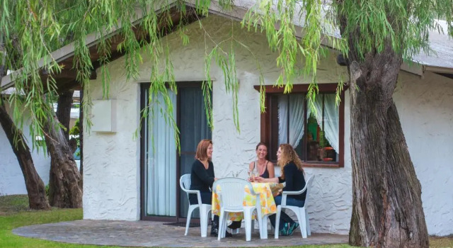 Шале с 2 комнатами Sandy Bay Holiday Park