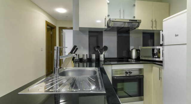 MaisonPrive Holiday Homes - Ocean Hghts, Забронировать Отель Отели Эмирата Дубая 3 звезды, рядом с Jumeirah Palm Tram Station, 3*
