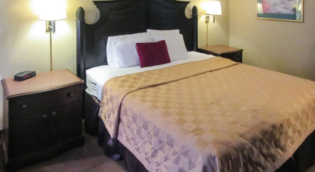 Eureka Springs Heritage Motel, Забронировать Мотель Мотели Юрика-Спрингса, рядом с Исторический музей Эврика-Спрингс, Мотель