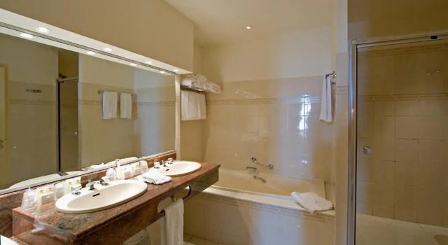 Двухместный номер Standard Hotel Les Hautes Roches