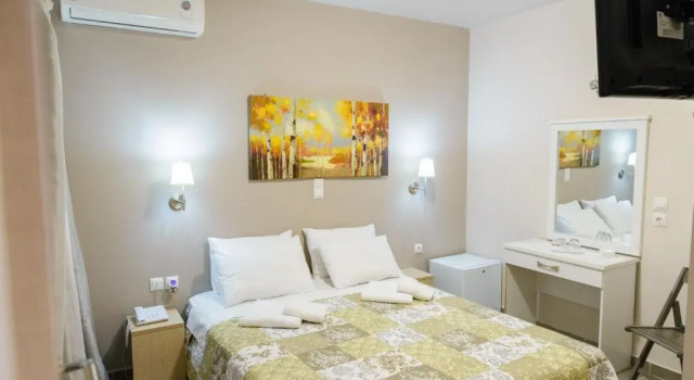 Двухместный номер Standard LUX Hotel 5 mins walk from port of Piraeus and metro station