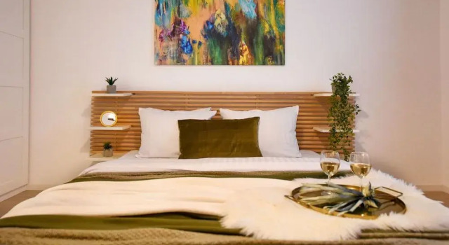 Surpresa, Prenota Hotel Bucarest Muntenia