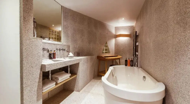 Полулюкс Altapura Hôtel & Spa Val Thorens