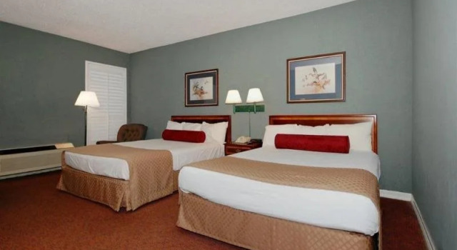 Best Western Old Main Lodge, Varaa Hotelli Waco Texas, lähellä McLane Stadium