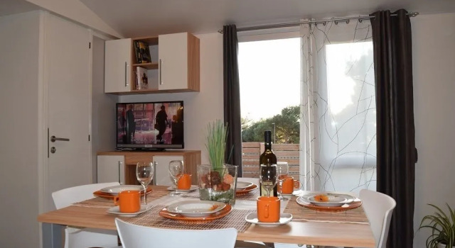 Camp Jure Makarska, Rezerwuj Hotel Hotele w Split-Dalmatia County z parkingiem, Parking