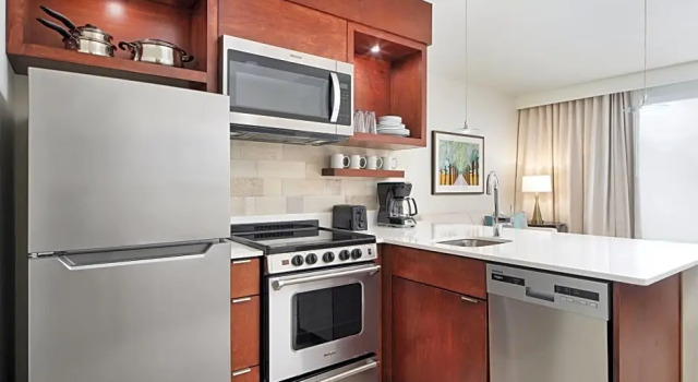 Четырёхместный люкс с 2 комнатами TownePlace Suites by Marriott Orlando Downtown