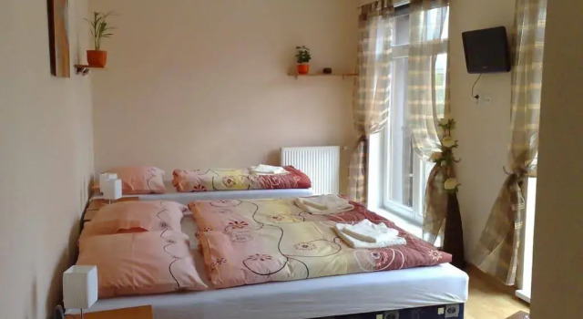 Hotel Fitt, Rezervovat Hotel Hotely v Žilinský kraj s parkováním, Parkování