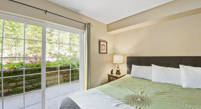 Swans Nest Villa 1304 2 Bedroom Condo by RedAwning