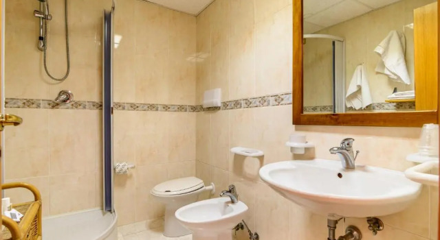 Полулюкс Hotel Mandetta