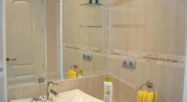 Апартаменты Standard Apartamentos La Roca Rentals