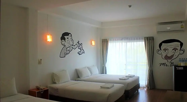 Семейный люкс с балконом The Pride Hotel At Leamsing