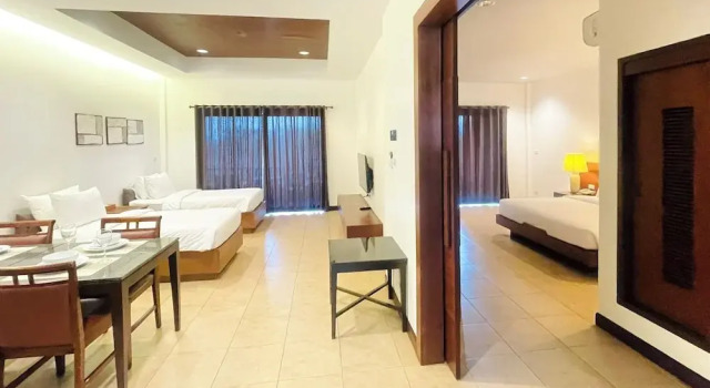 Трёхместный люкс Premier RB Resort