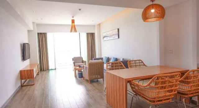 Люкс Premier Ramada by Wyndham Huizhou Xunliao Bay
