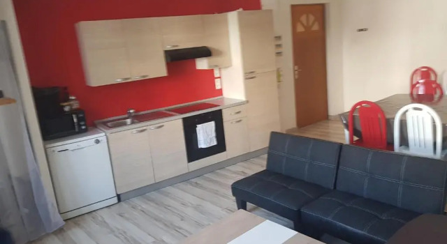 Апартаменты 13 Rue de la Fontaine F11